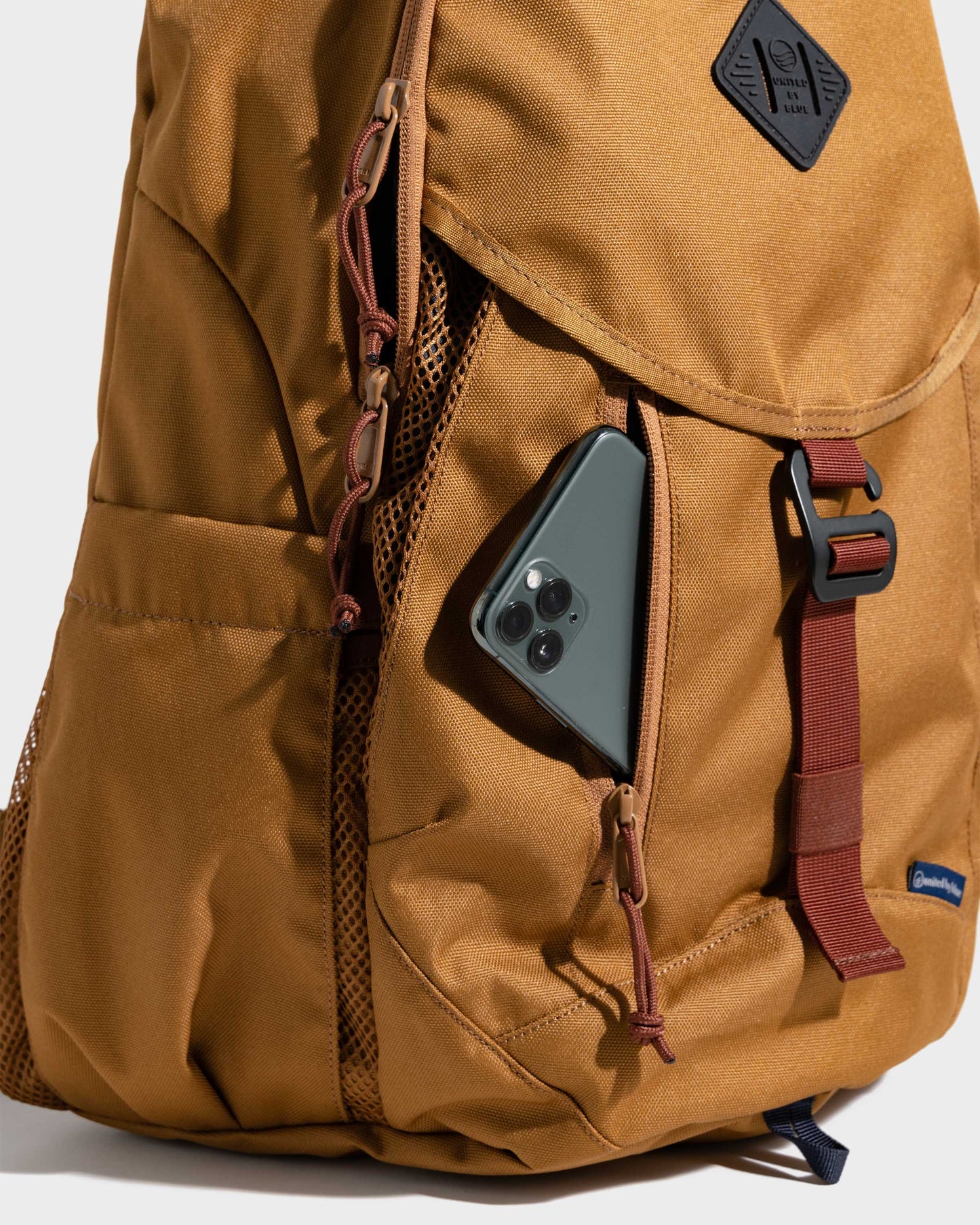 (R)evolution™ 25L Transit Pack