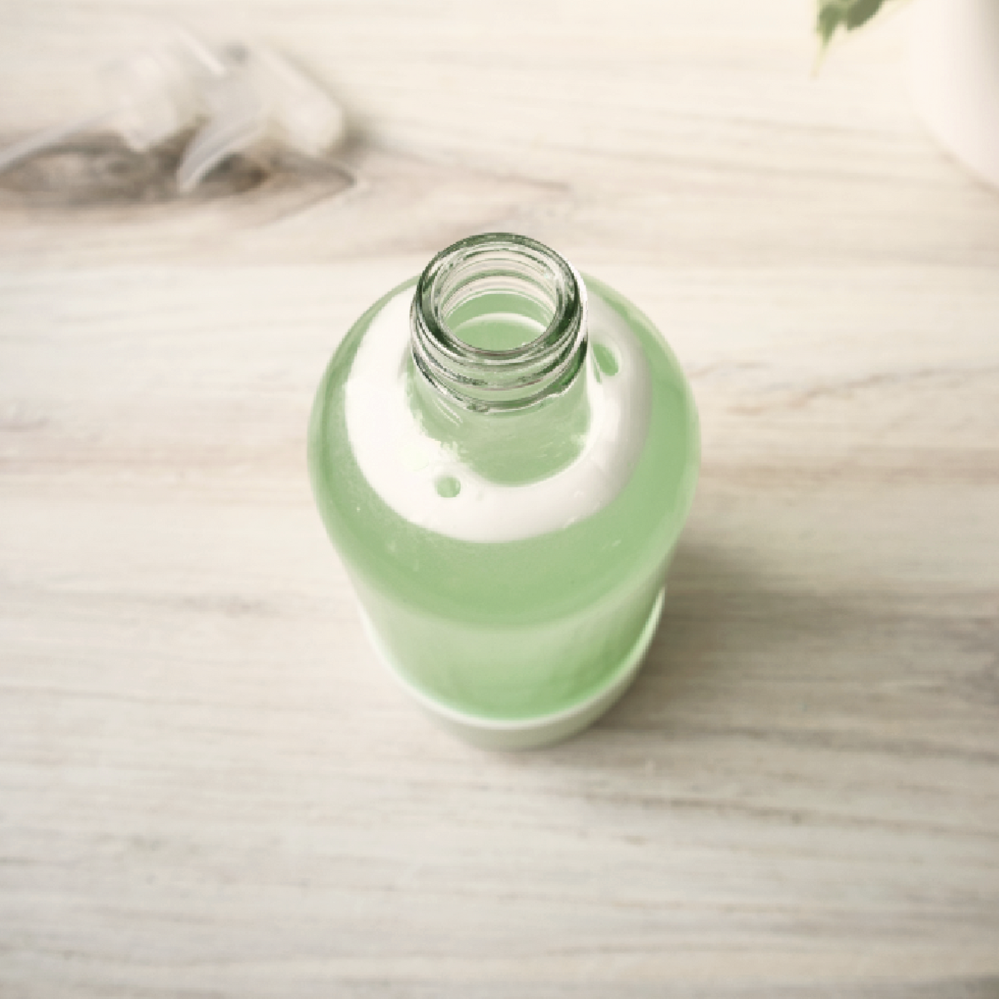 16 oz Glass Spray Bottle