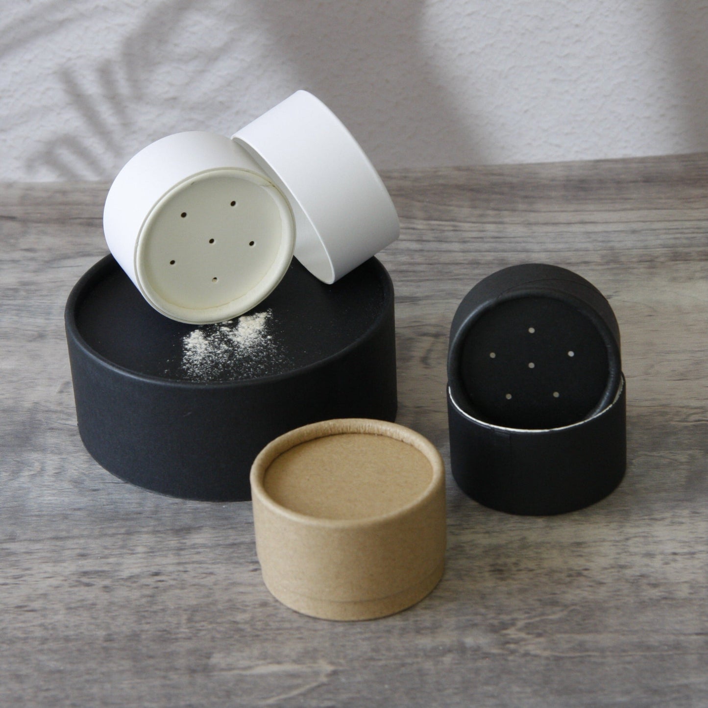 1 ounce / 30 g Shallow Paper Shaker Jar