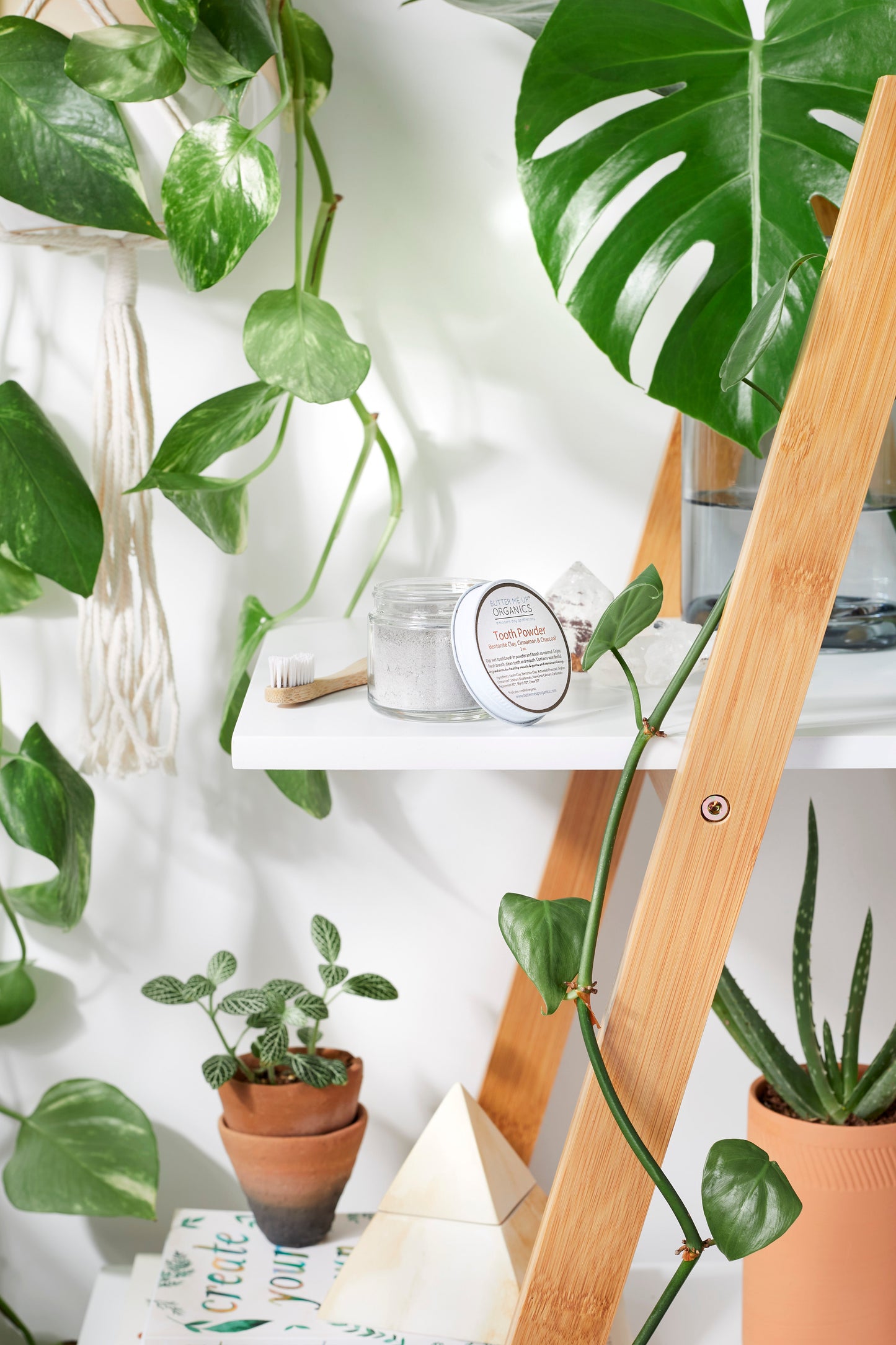 Butter Me Up Organics - Remineralizing Toothpaste Powder