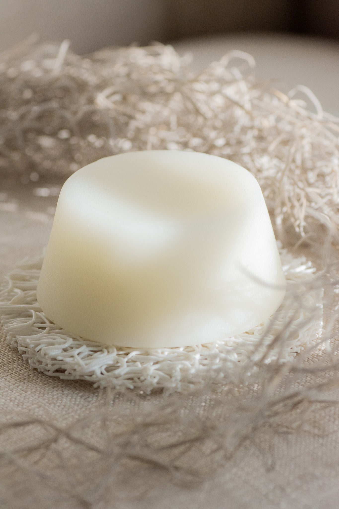 SOLIDSILK® Delicate Volume Shampoo - BIG BAR - No Tox Life®